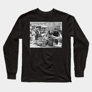 Indianapolis Vegetable Market, 1908. Vintage Photo Long Sleeve T-Shirt